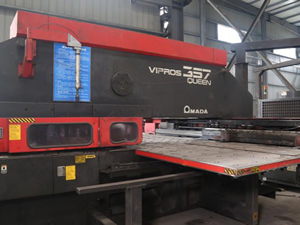 Máquina de perfuração automática CNC