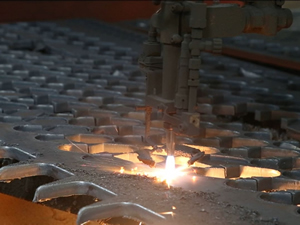 Máquina de corte a plasma