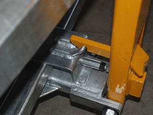  Fivela de segurança para travagem