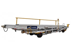 Esteira transportadora rebocável para carga