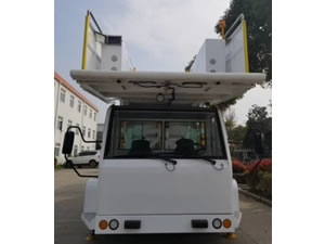 A cabine com ampla visão, fornece uma operação boa